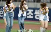 韩国女团cignature担任棒球比赛特别嘉宾