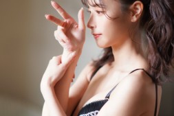 【蜗牛娱乐】怎么看三上和相沢引退?桃乃木かな(桃乃木香奈)没在演的!【EV扑克官网】