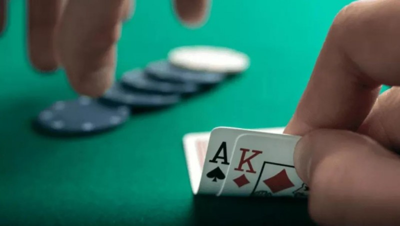 【EV 扑克】拿到 AK 不要只会 3bet，看完解锁更多玩法