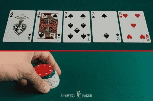 【EV 扑克】提高河牌偷鸡成功率的三个技巧