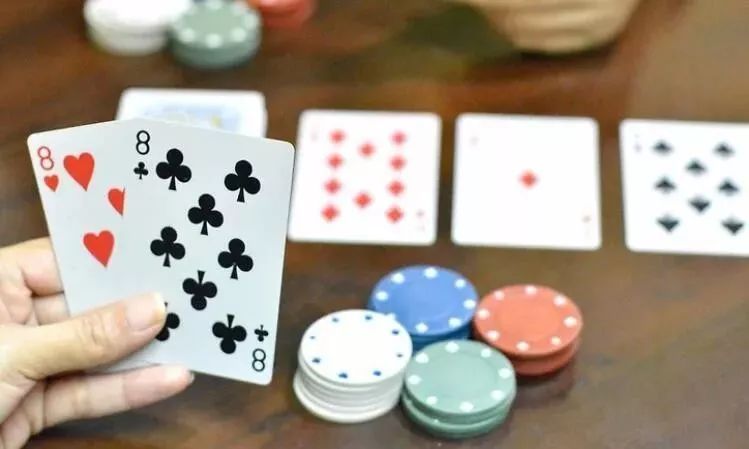 【EV 扑克】教学：拿到大牌快玩 vs 慢玩，哪个更好