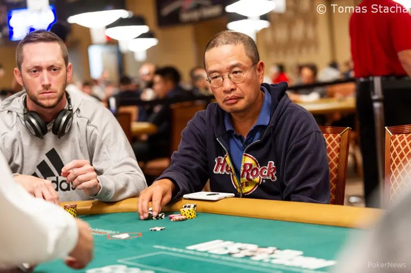 【EV 扑克】2023 WSOP | 25K 奥马哈豪客赛王阳以第二大记分牌进入 Day 2