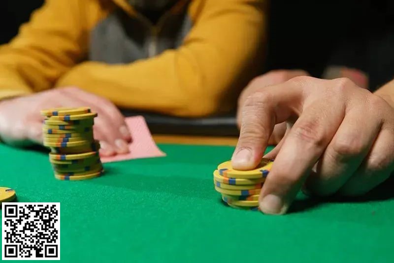 【EV 扑克】玩法教学：想玩好同花连张，必须避开的 5 个坑