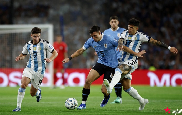大发体育-阿劳霍建功努涅斯单刀锁定胜局 阿根廷 0-2 乌拉圭，大发助力你的致富之路！