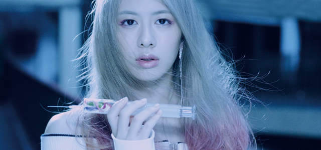 露臉 3 秒就簽約 到底有多正！？20 歲氣質美少女 Shiny 能跳能唱強力出道！