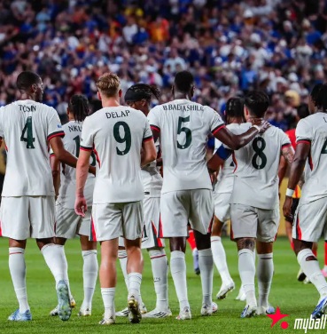 迈博体育：切尔西 2 分钟 2 球 3-0 以小组第 2 出线