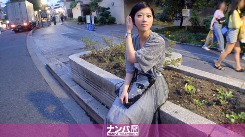 200GANA-2121 黑发短时尚的时髦女性