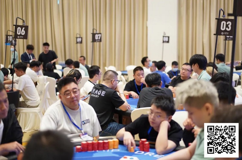 【EV 扑克】DPC 圆梦杯｜危邵坚领衔 16 人晋级主赛决赛，唯一女选手章艺以 120w 记分牌成功晋级