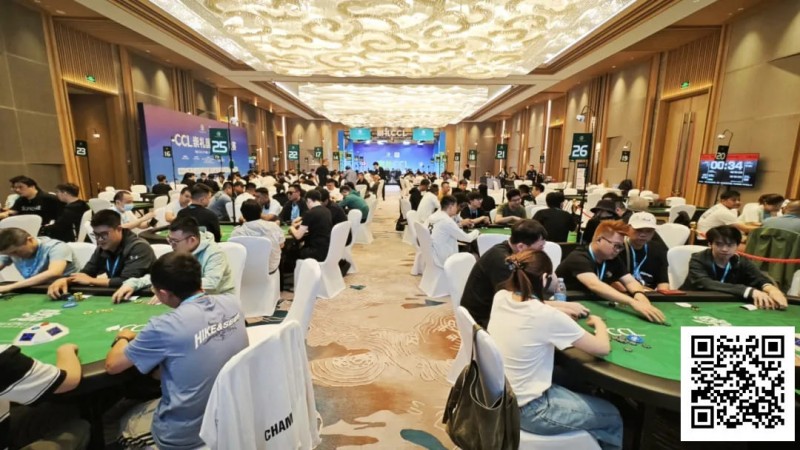 【EV 扑克】2025 崇礼 CCL | 主赛 72 人奖励圈诞生 靳疆濮 148w 记分牌领衔 31 人晋级第三轮