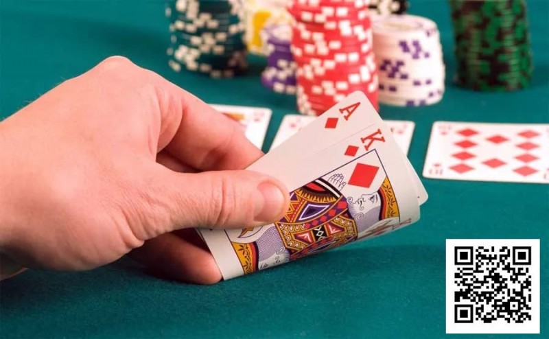 【EV 扑克】AK 翻前 3bet，遇到这种牌面该怎么打？