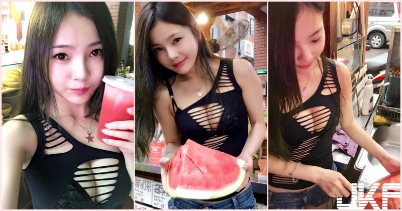 【蜗牛娱乐】快衝了!台北市又見「水果攤正妹」D奶爆乳好犯規!臉書滿滿的「福利畫面」好養眼… 【蜗牛娱乐】快衝了!台北市又見「水果攤正妹」D奶爆乳好犯規!臉書滿滿的「福利畫面」好養眼…