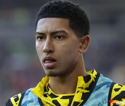 迈博体育 曼联补强中场惨遭贝林厄姆嫌弃,挖角马竞鸡肋却 迈博体育 曼联补强中场惨遭贝林厄姆嫌弃,挖角马竞鸡肋却