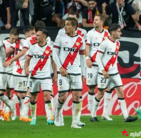 迈博体育 足坛悲喜一夜！皇马 0-0 爆冷，巴萨 4-2 落后榜首 3 分