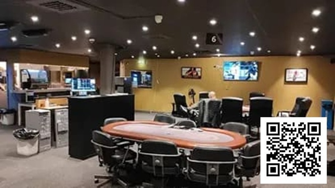 【EV 扑克】深夜牌局变“战场”！瑞典特警荷枪实弹突袭扑克比赛，线下扑克彻底凉凉？