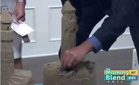 【蜗牛娱乐】18禁沙雕大賞，原來女生喜歡被「緊緊包覆」的感覺