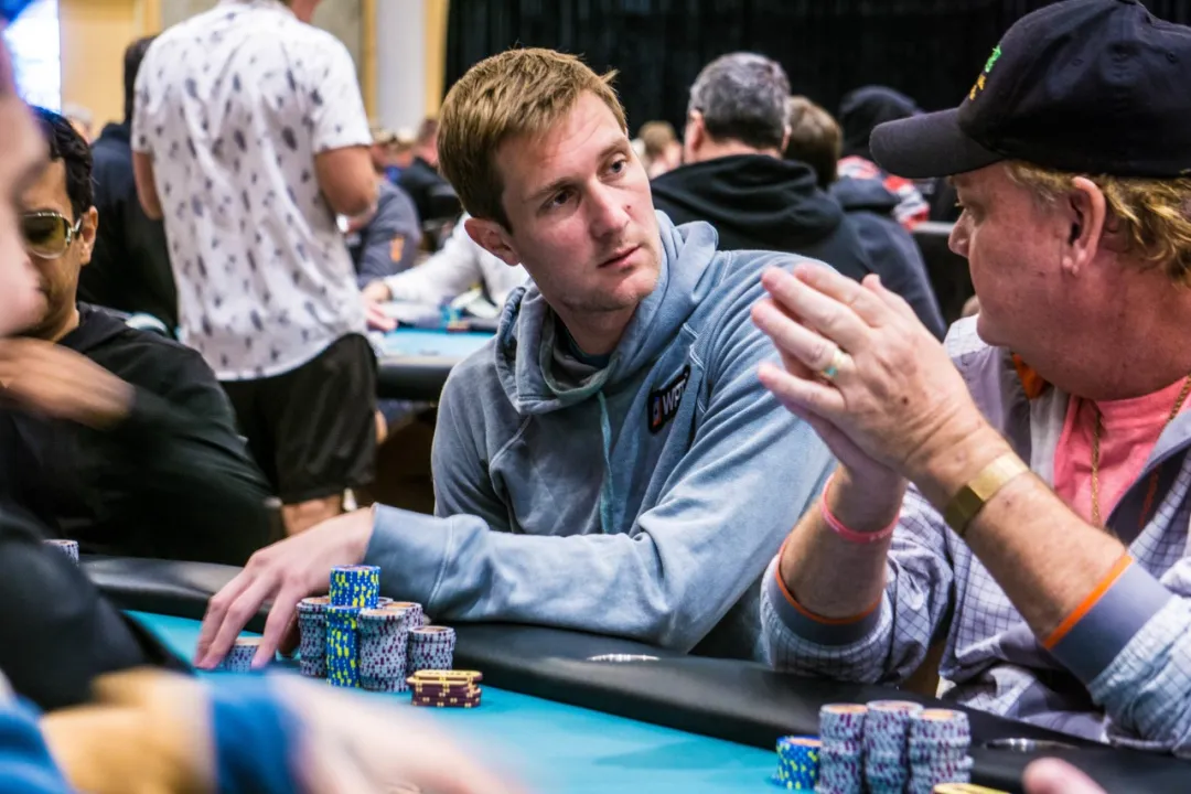 【EV 扑克】当扑克被流量绑架：Brad Owen 直言“我感觉自己像个骗子”