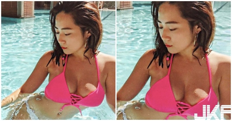 【蜗牛娱乐】正妹下水「養眼美乳現形」！超傲人乳量差點爆出，視角真的太邪惡！