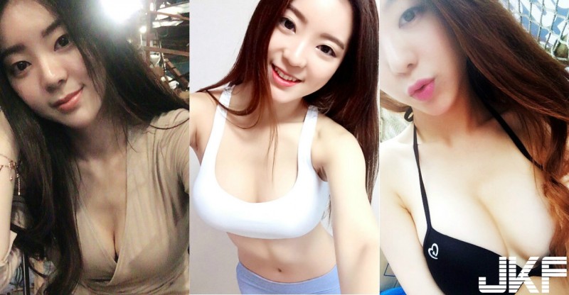 【蜗牛娱乐】運動正妹夾緊「翹蜜臀」深蹲姿勢太撩人！全健身房都在看她…