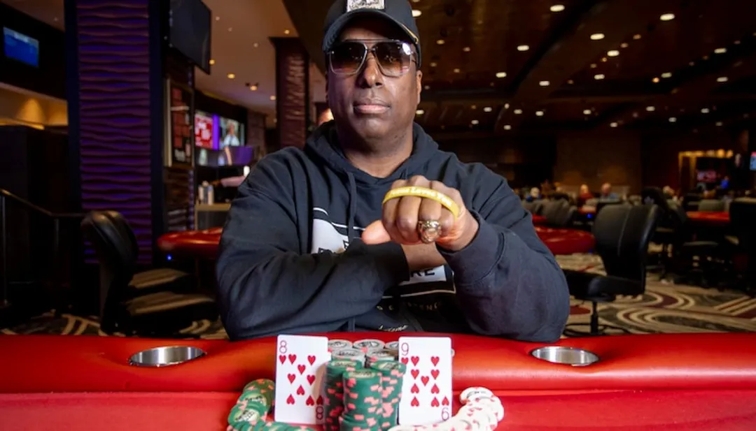 【EV 扑克】Hawkins 向 Deeb 发起 10 万美元挑战：一年内打破 WSOPC 戒指纪录，你做不到！