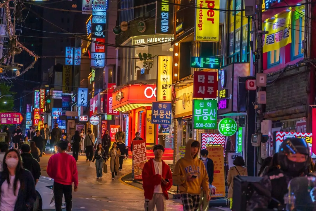 【EV 扑克】首尔午夜的悖论：全民禁令之下，为何遍地扑克高手？