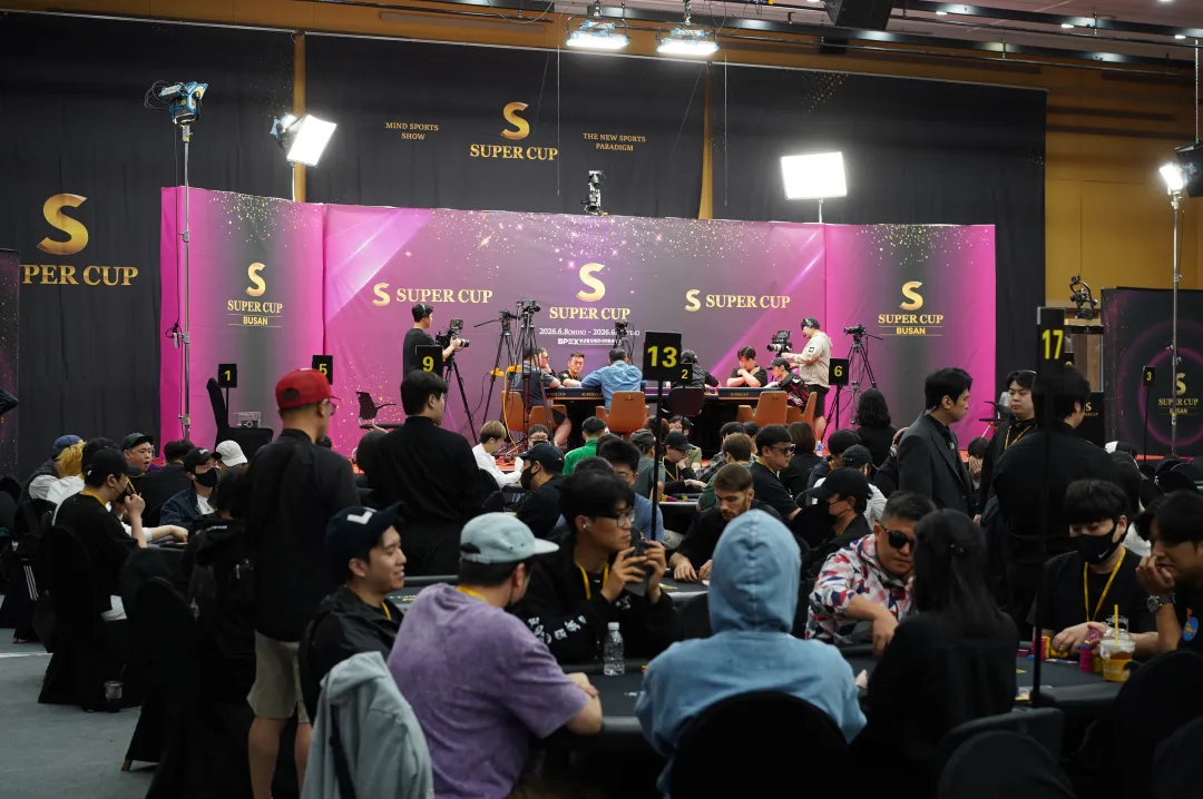 【EV 扑克】Super CUP 釜山站｜主赛 16 人大名单诞生，曹庭嘉/王胜永晋级；中国选手 Yuxin Niu 豪取三冠王