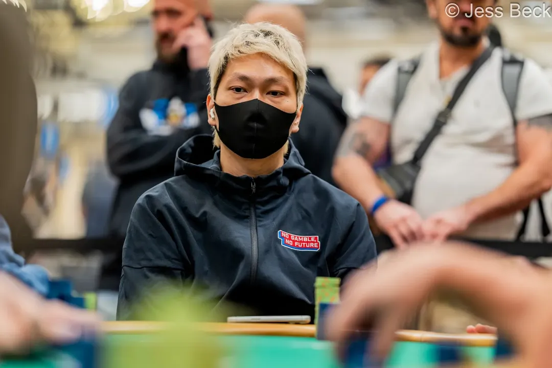 【EV 扑克】2026WSOP | $600 深筹赛剩 5 人,中国选手 Chen Xingwei 冲击金手链;$3,000 锦标赛 Du Qiao 获亚军