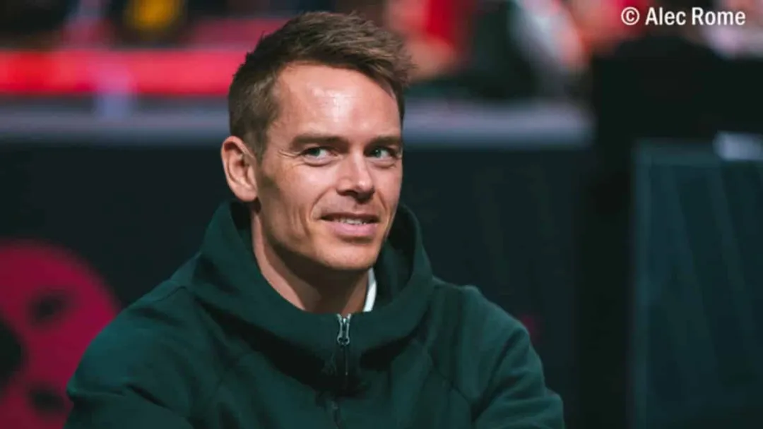 【EV 扑克】“我以为打得很稳,solver 却说全是错”——WSOP 冠军 Jorstad 的自省录像看哭扑克玩家