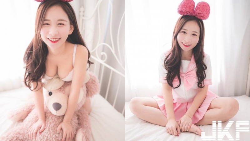 【蜗牛娱乐】動物系女友「YUYU」甜美臉蛋，不時的撒嬌，無辜模樣真的會讓主人受不了…