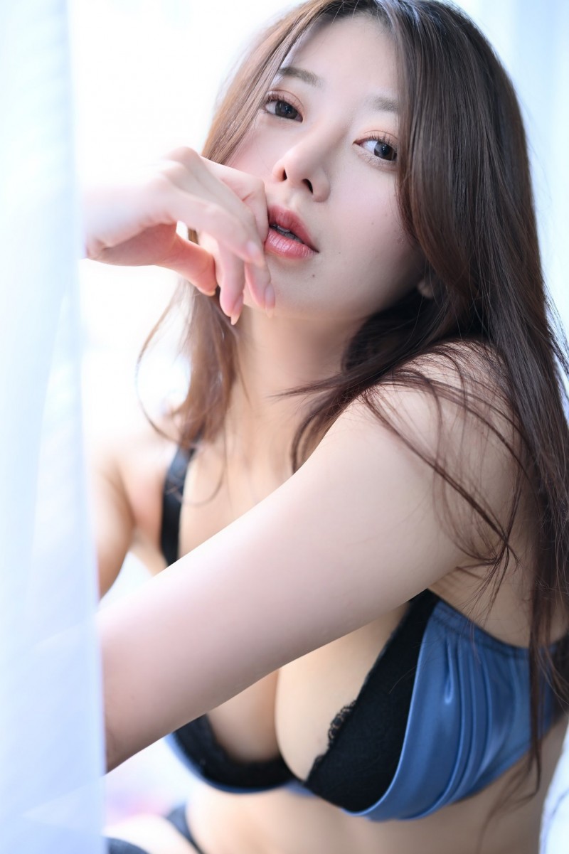 人见人爱的家庭主妇篠原伊代 (Iyo Shinohara) 荣获大奖! 人见人爱的家庭主妇篠原伊代 (Iyo Shinohara) 荣获大奖!