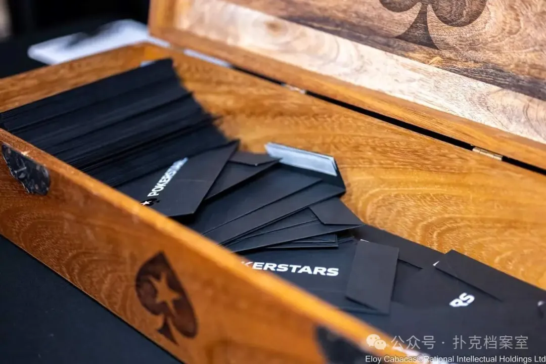 【EV 扑克】神秘赏金赛的反统计奇迹:两枚最大赏金同时闯入单挑