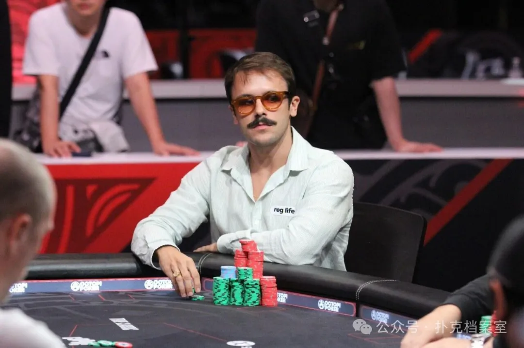 【EV 扑克】六条 WSOP 金手链,1400 万奖金,他却说:我打不起 Triton